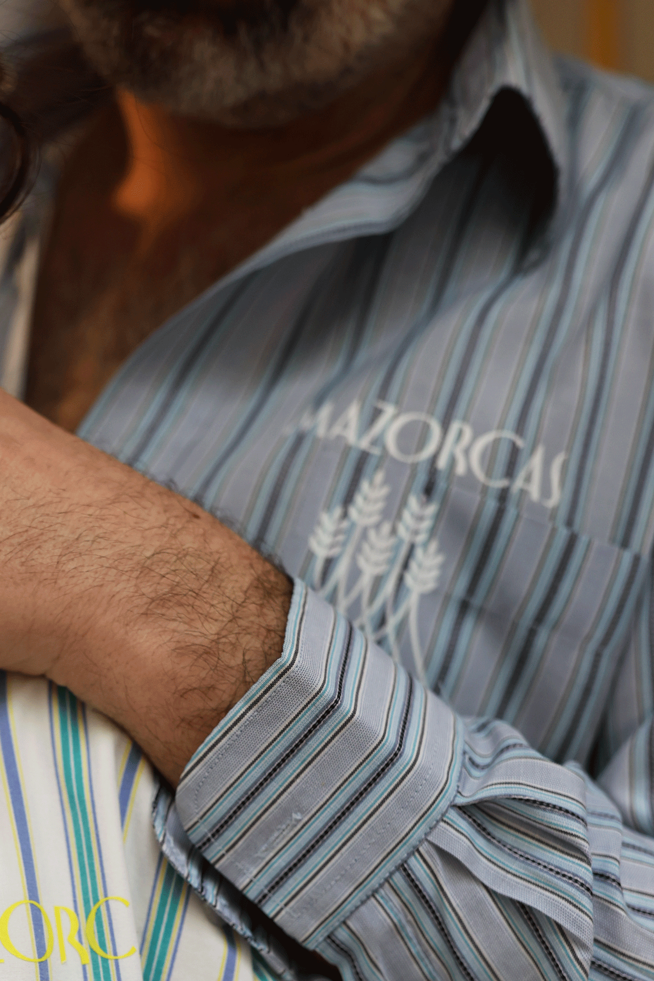 Chemise multicolore bleue imprimée